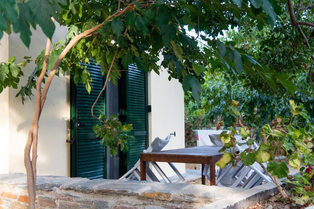 Holiday Rooms Otzias Exterior photo