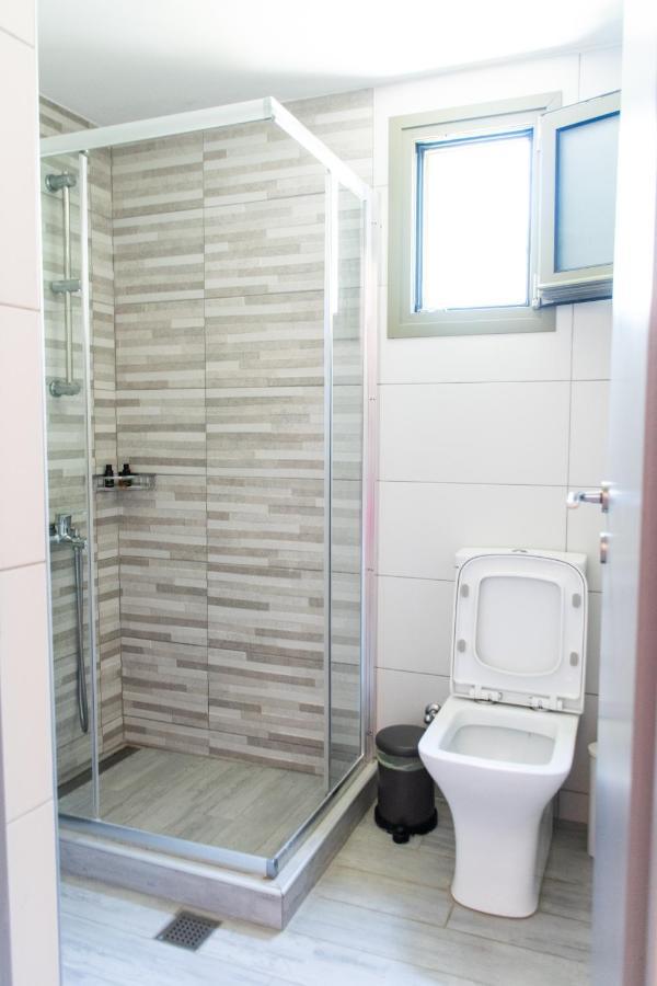 Holiday Rooms Otzias Exterior photo