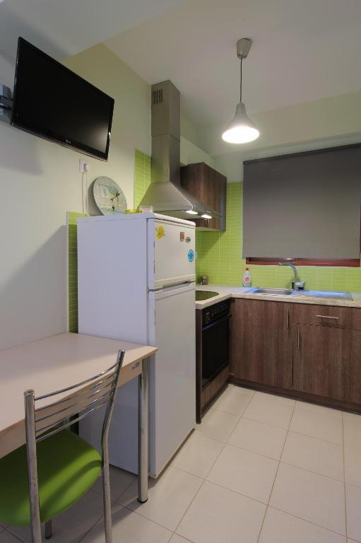 Holiday Rooms Otzias Exterior photo